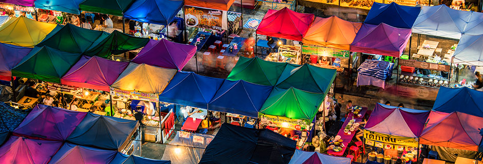 Viikonloppumarkkinat Bangkokissa